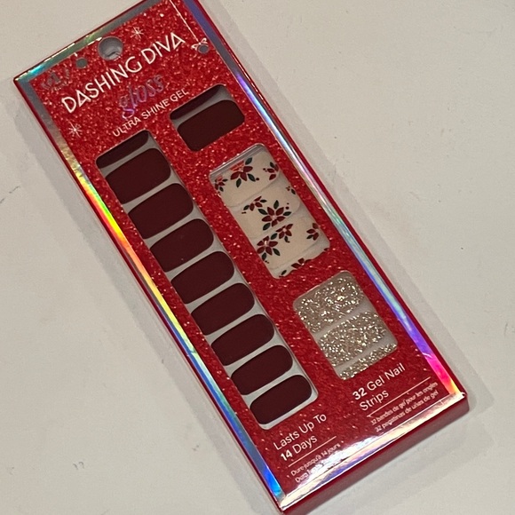 Dashing Diva Other - Dashing Diva | Gloss Poinsettia Princess Gel Nail Strips GS770